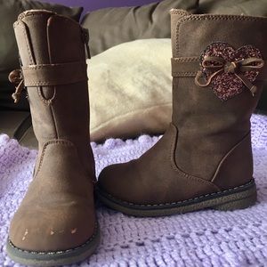 Toddle boots